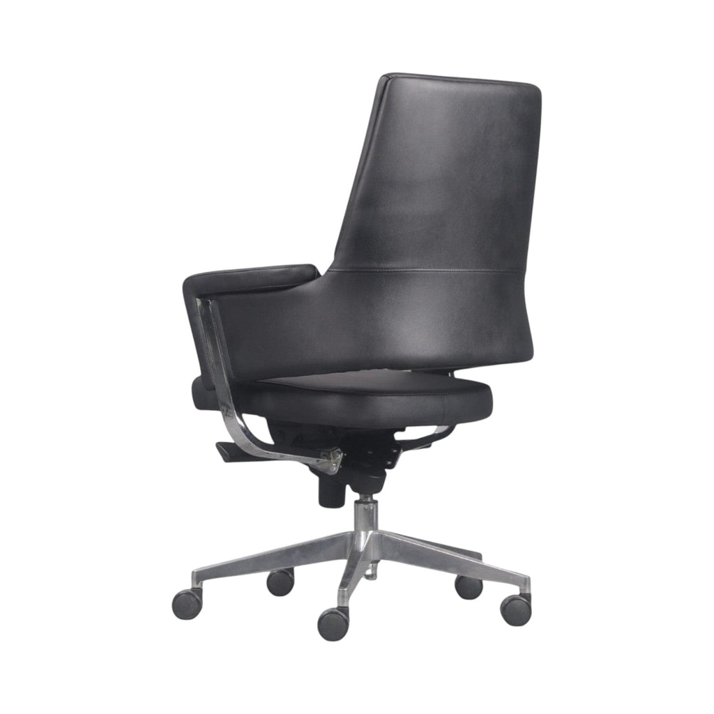 Xiaoyaozuo office chair black leather executive chair with chrome accents and casters