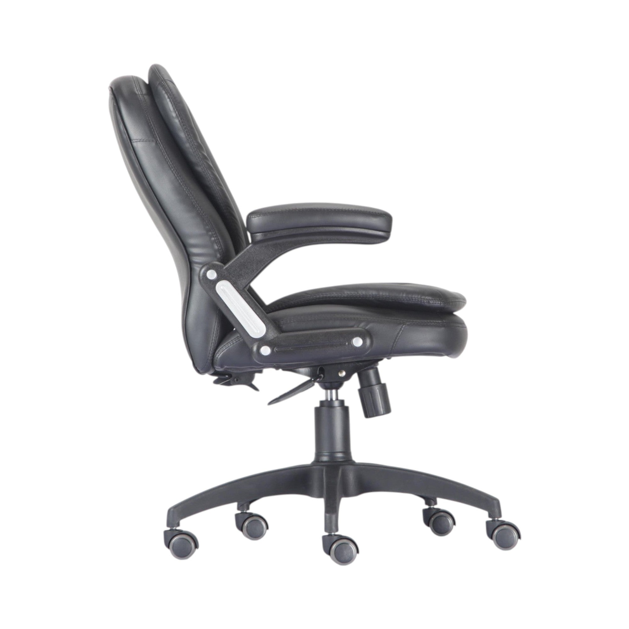 Xiaoyaozuo office chair: Black faux leather executive ergonomic office chair with plush cushioning and adjustable height.