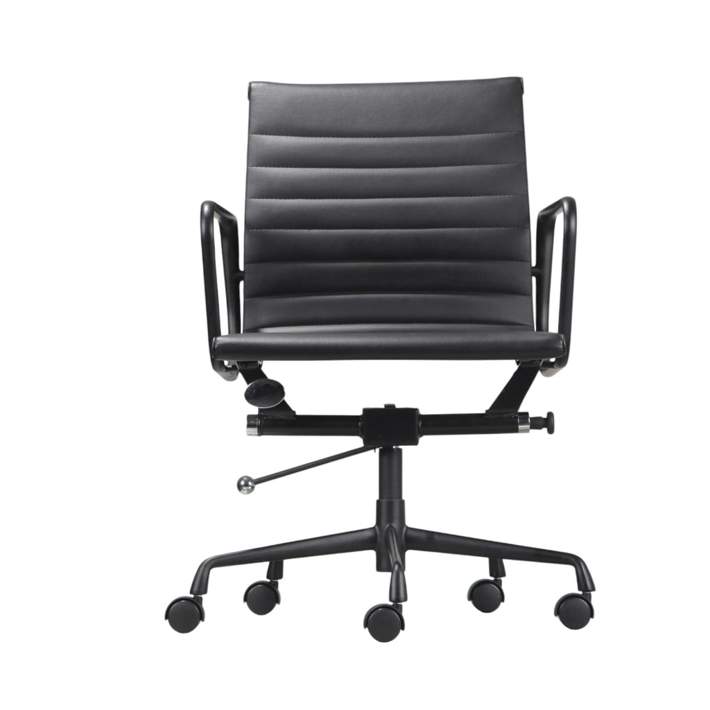 Xiaoyaozuo office chair black faux leather executive chair with armrests and horizontal stitching, on casters.