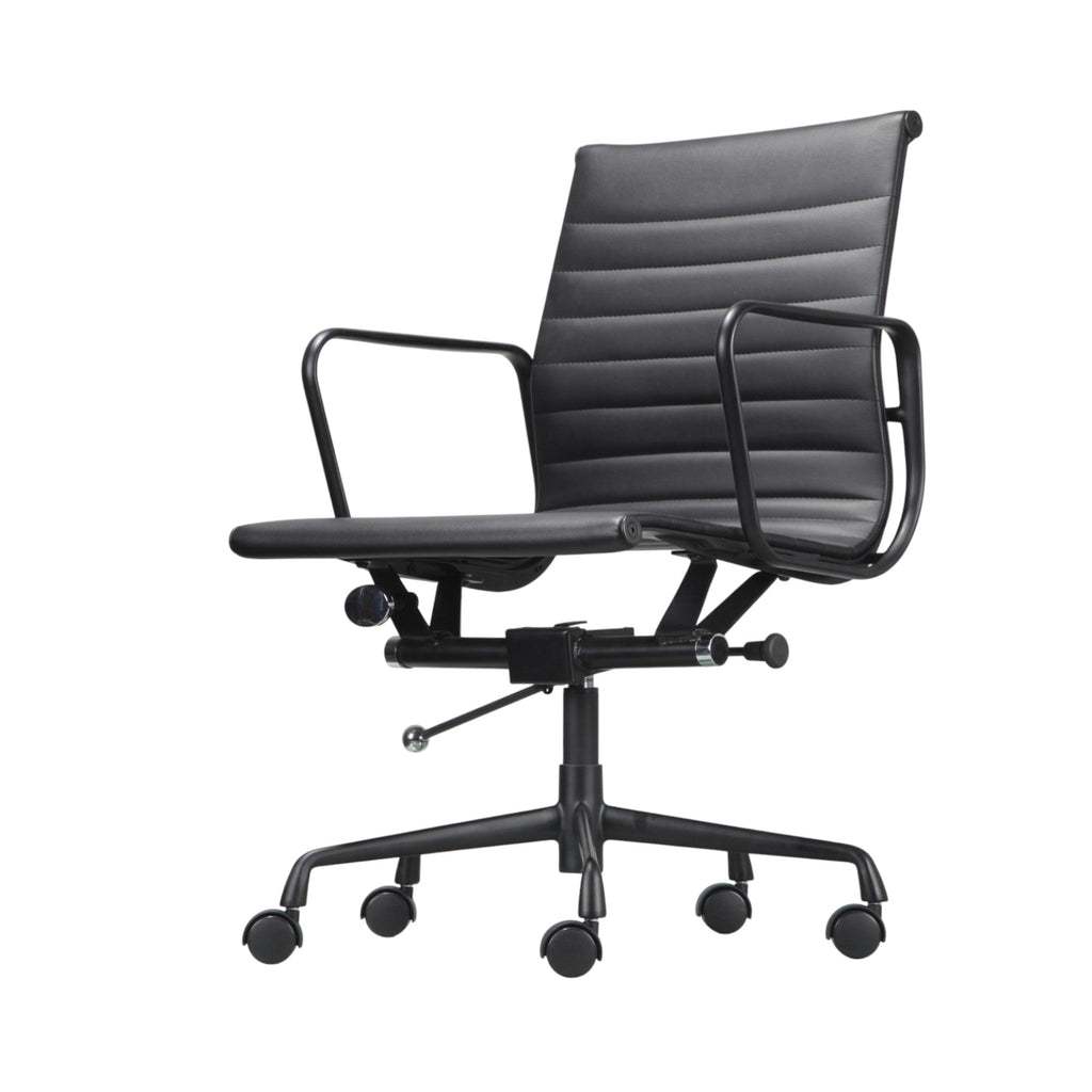 Xiaoyaozuo office chair black faux leather executive chair with armrests and horizontal stitching on a metal base with casters.