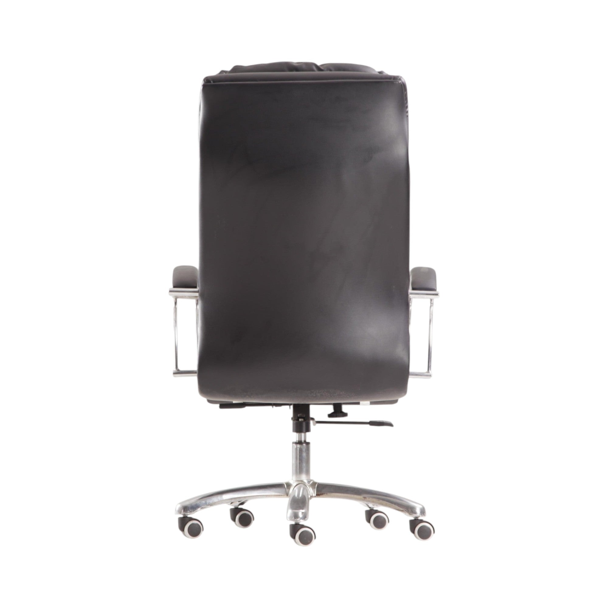 Xiaoyaozuo office chair executive padded black faux leather ergonomic office chair with high backrest and chrome base.