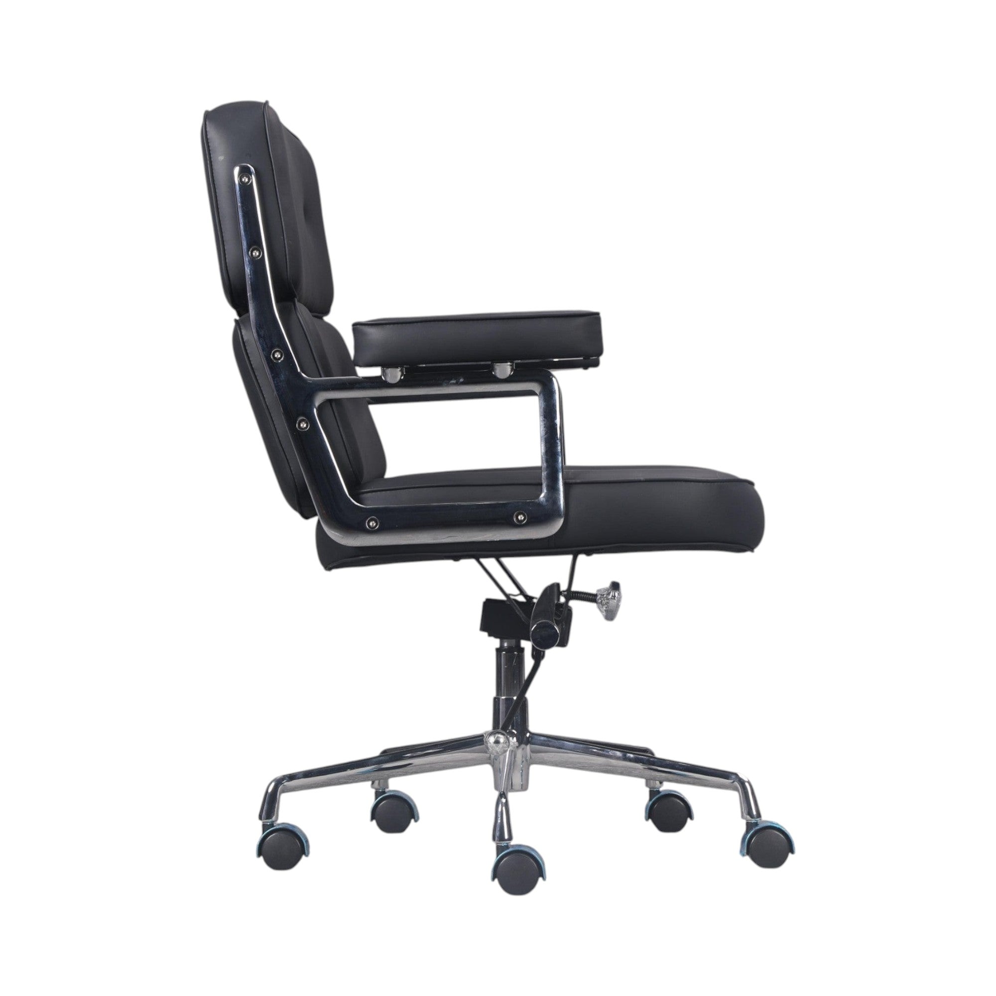 Xiaoyaozuo office chair black faux leather executive chair with tufted back and chrome accents