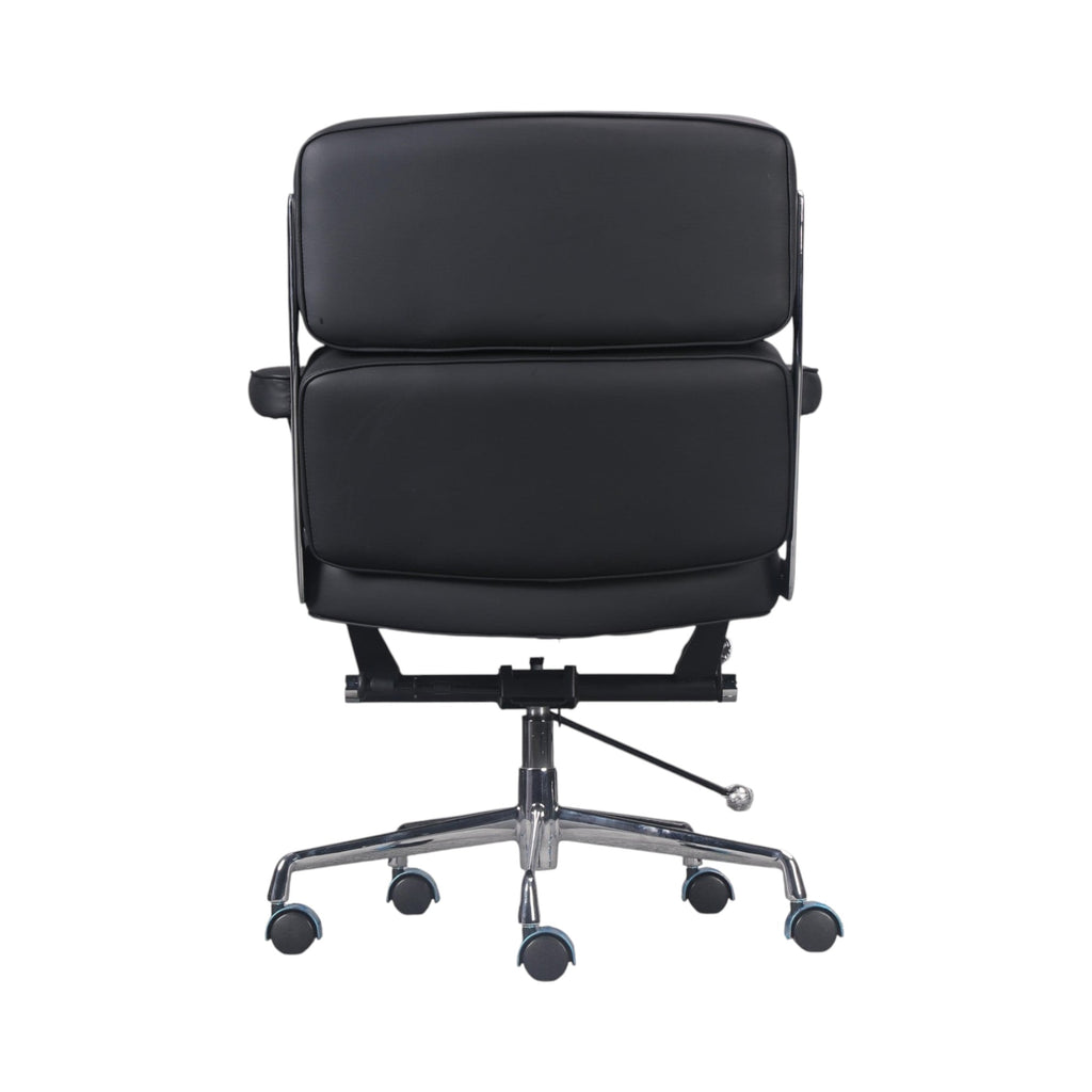 Xiaoyaozuo office chair black faux leather executive chair with tufted back and chrome base with casters
