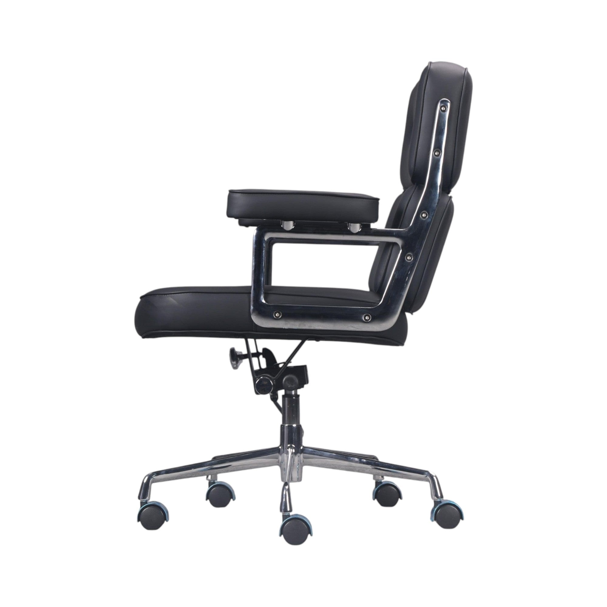 Xiaoyaozuo office chair black faux leather executive chair with tufted back and chrome accents, ergonomic lumbar support, adjustable height, and casters.