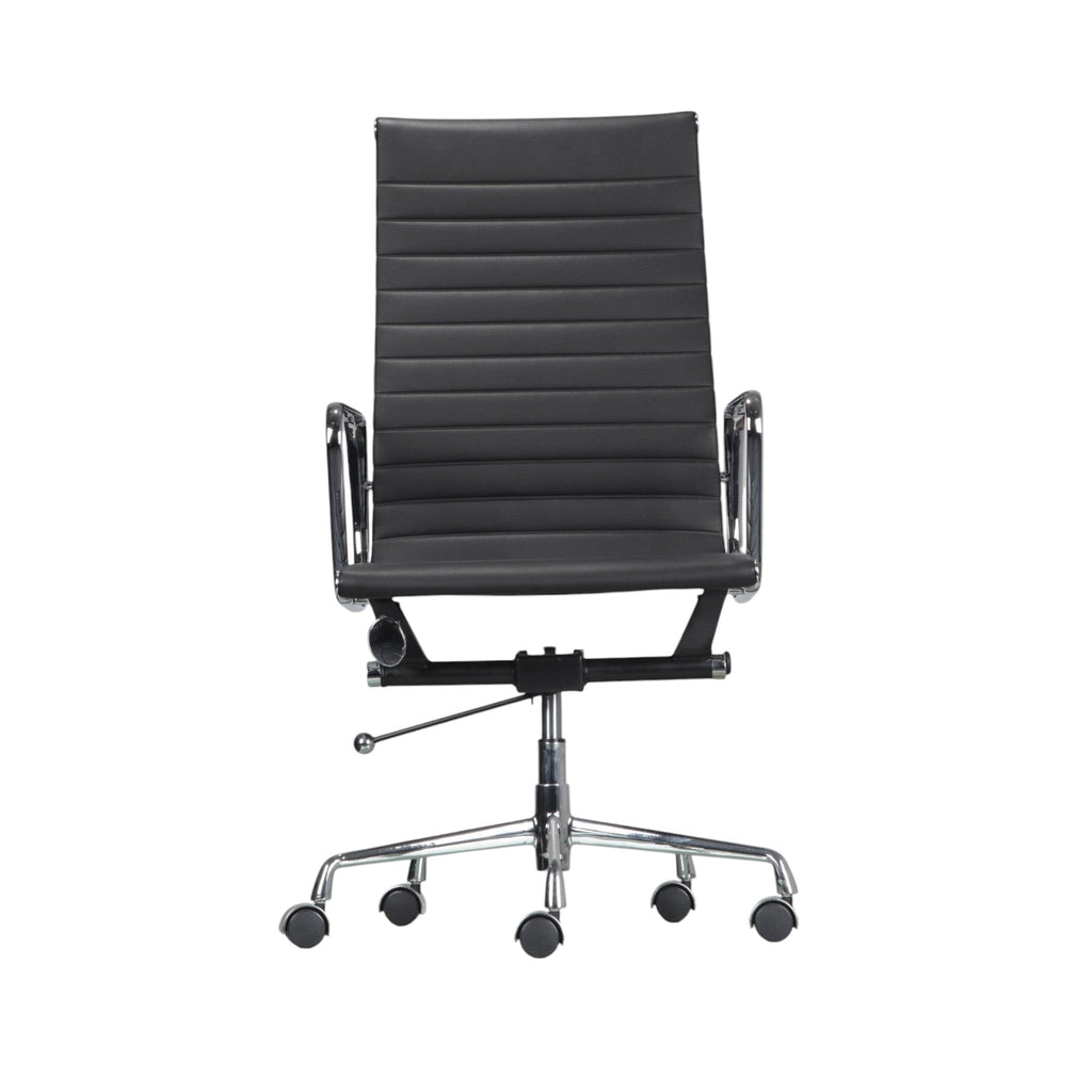 Xiaoyaozuo office chair black faux leather executive high back office chair with chrome frame and ribbed cushioning.