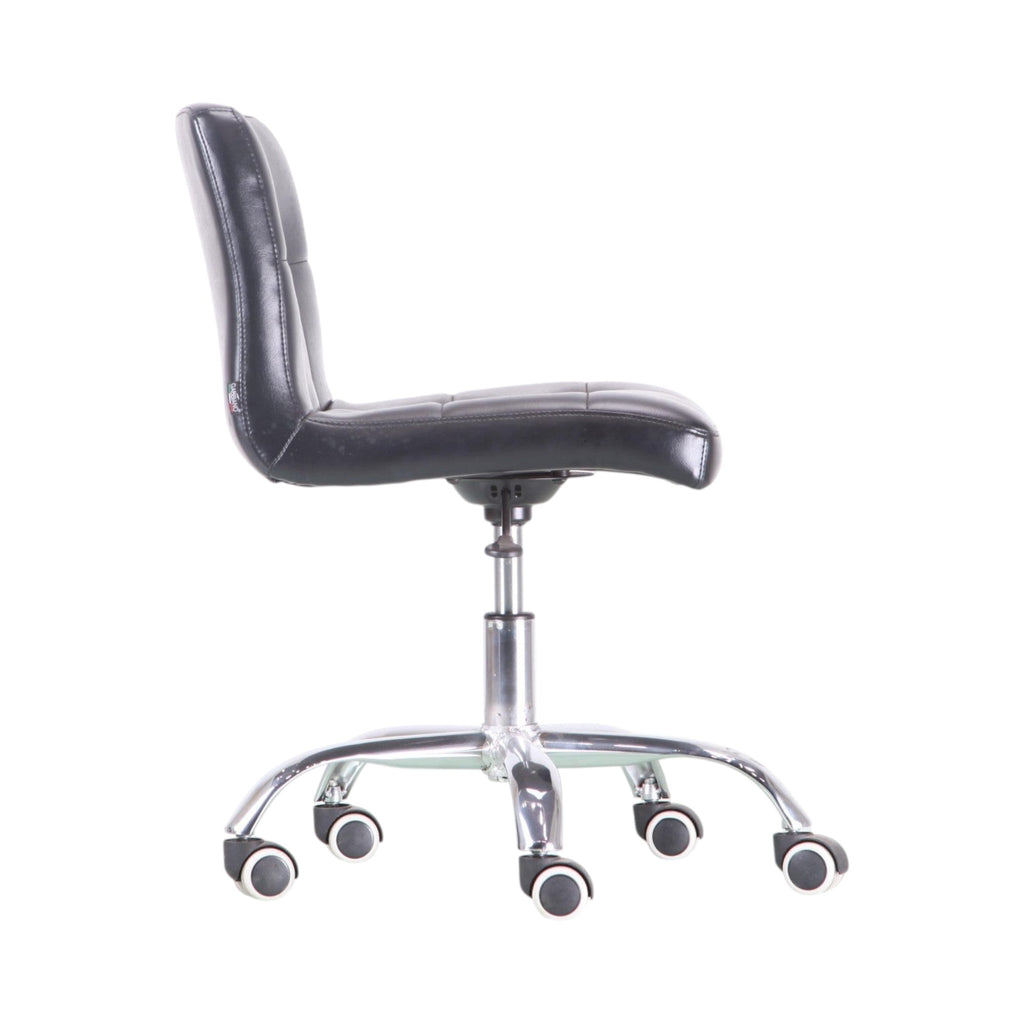 Xiaoyaozuo office chair: Modern black faux leather tufted office chair with chrome base and wheels.