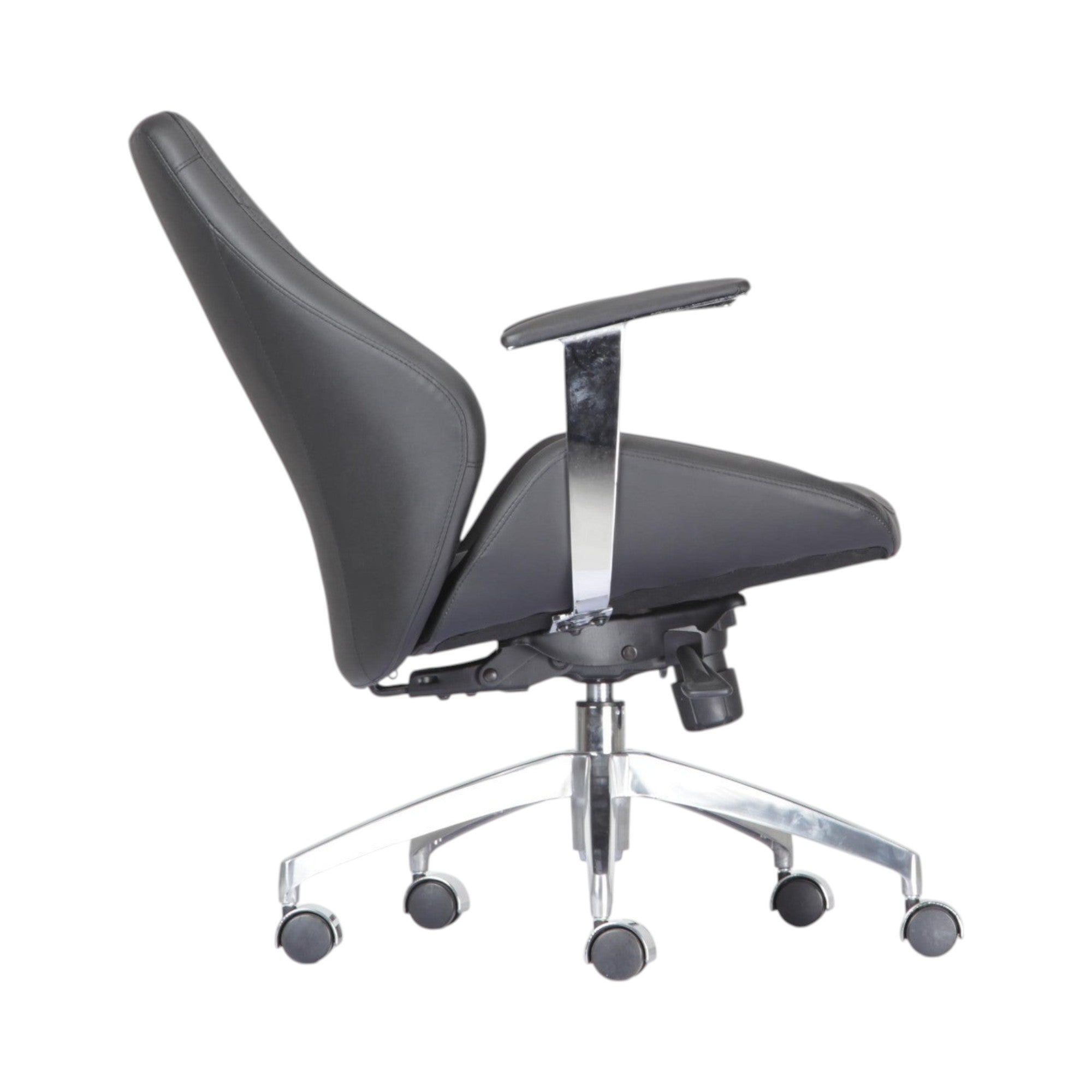 Xiaoyaozuo office chair black leather executive ergonomic office chair with adjustable armrests and chrome accents