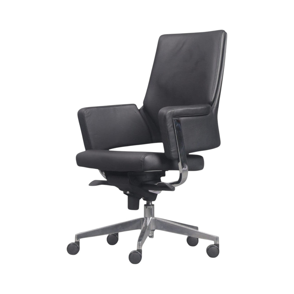 Xiaoyaozuo office chair black leather executive chair with chrome accents and casters.