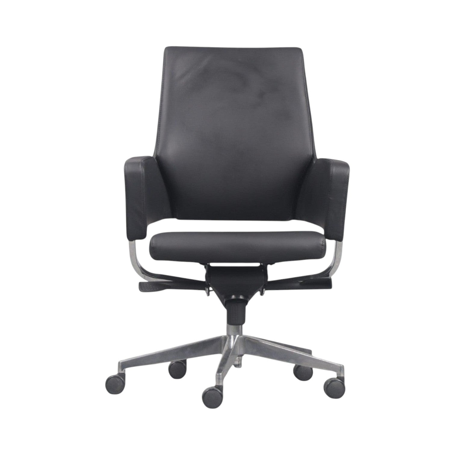 Xiaoyaozuo office chair black leather executive office chair with silver base and casters