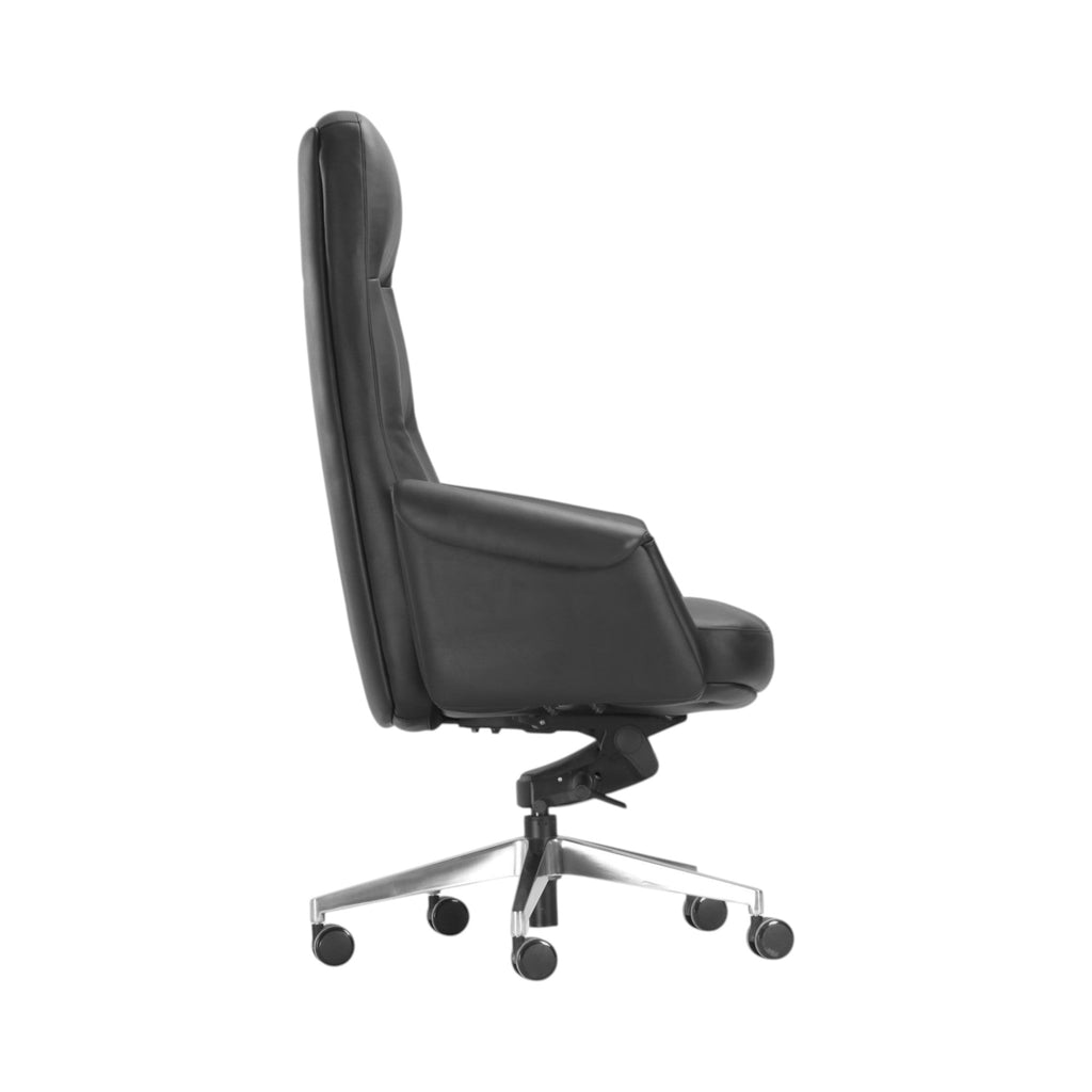 Xiaoyaozuo office chair black leather executive high-back office chair with polished metal base and casters.