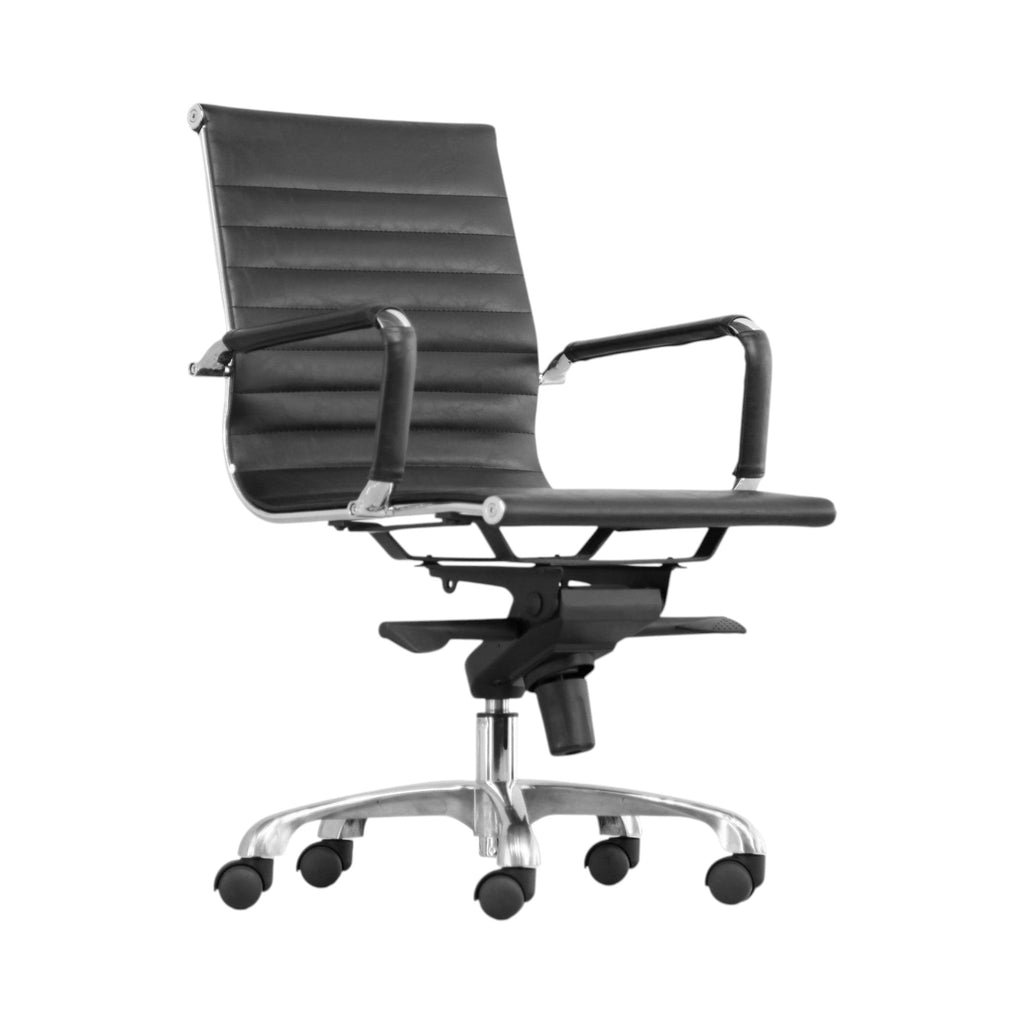 Xiaoyaozuo office chair: Black leather executive office chair with ribbed seat, polished aluminum frame, and casters.