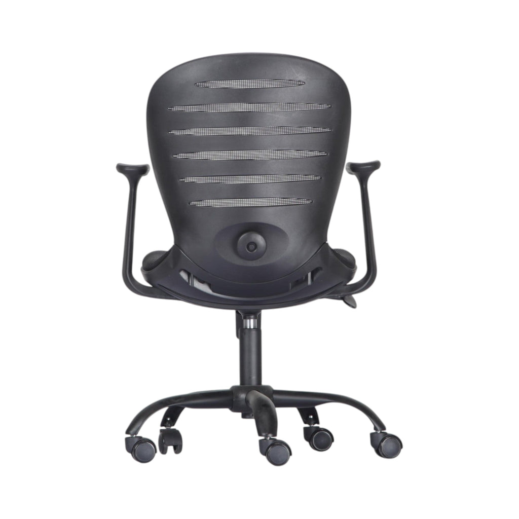 Xiaoyaozuo office chair black ergonomic mesh back office chair with adjustable armrests and casters.