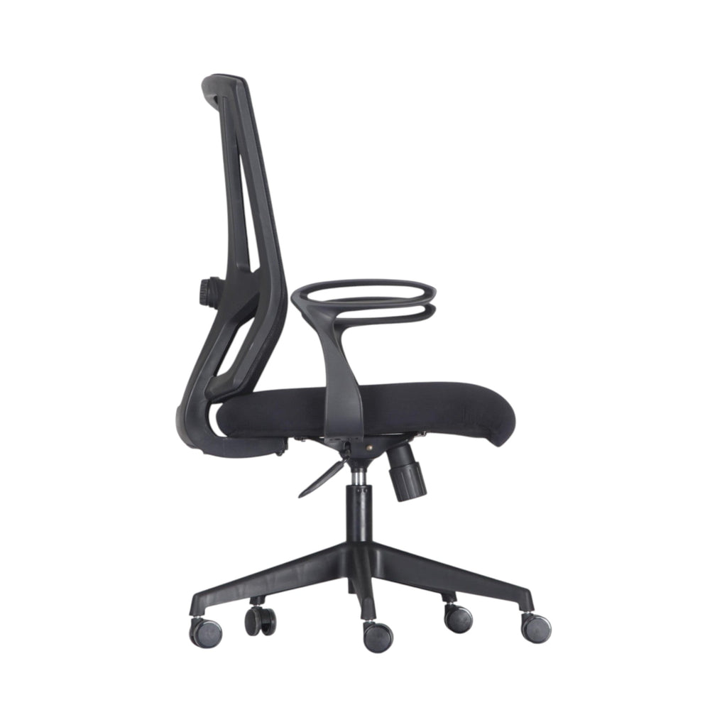 Xiaoyaozuo office chair black ergonomic mesh back office chair with padded seat and adjustable armrests.