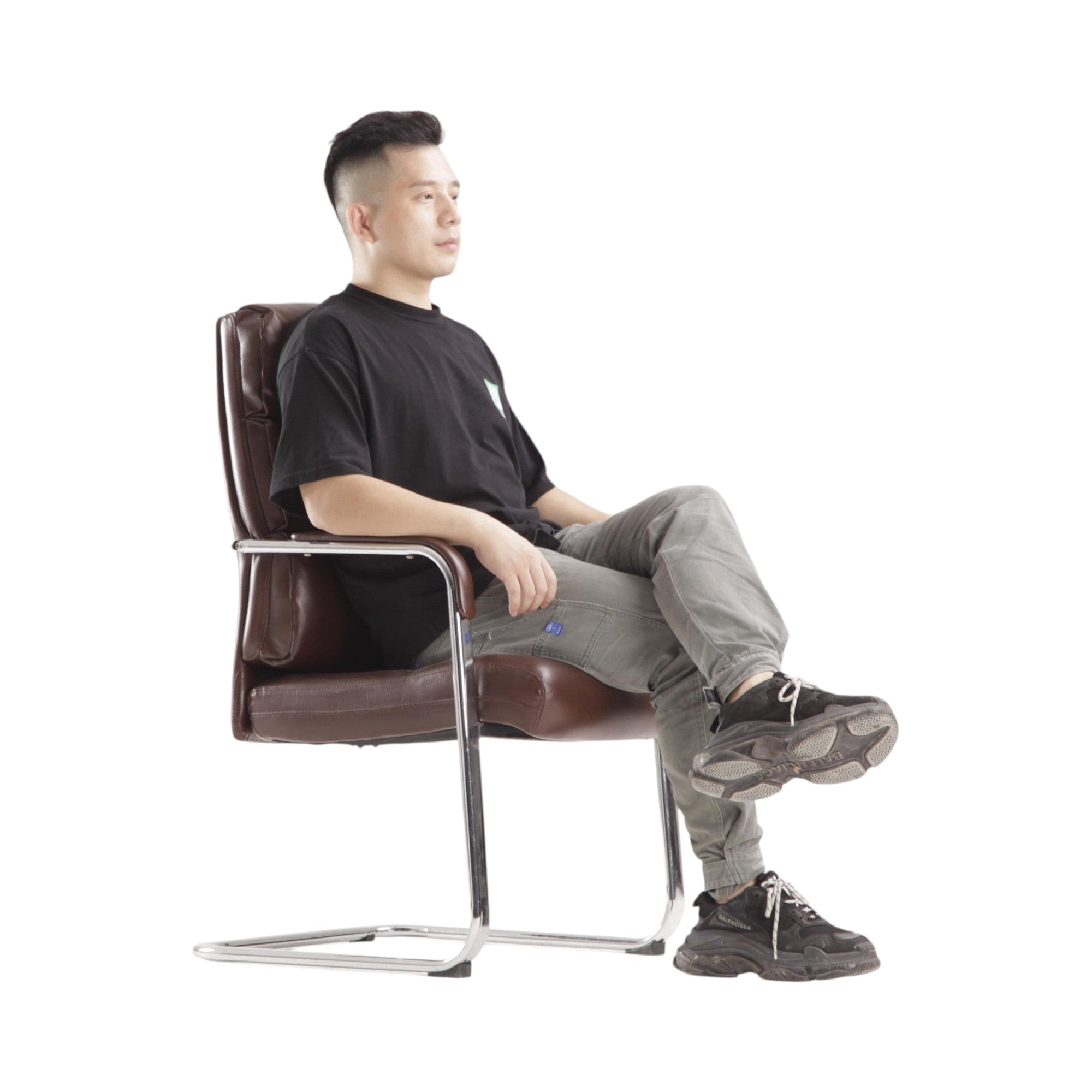Xiaoyaozuo office chair: Brown faux leather executive cantilever chair with padded seat and chrome frame, featuring a high back for comfort.