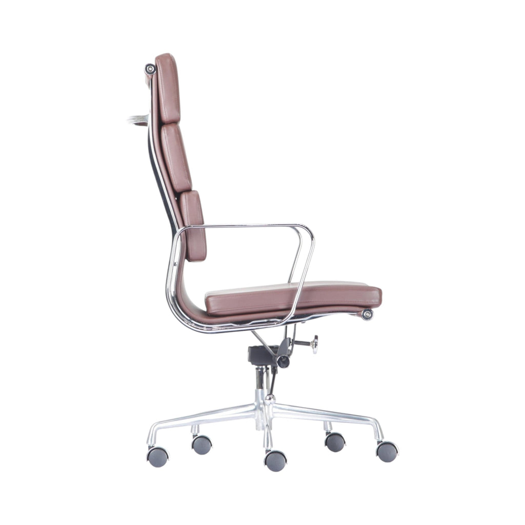 Xiaoyaozuo office chair brown faux leather executive high back office chair with chrome frame and casters