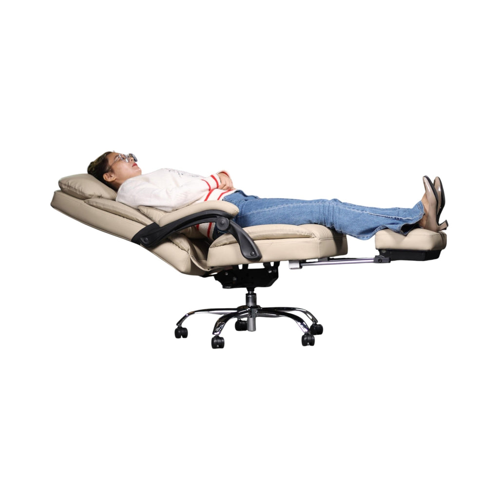 Xiaoyaozuo office chair cream PU leather executive ergonomic chair with footrest and lumbar pillow, reclined with woman resting