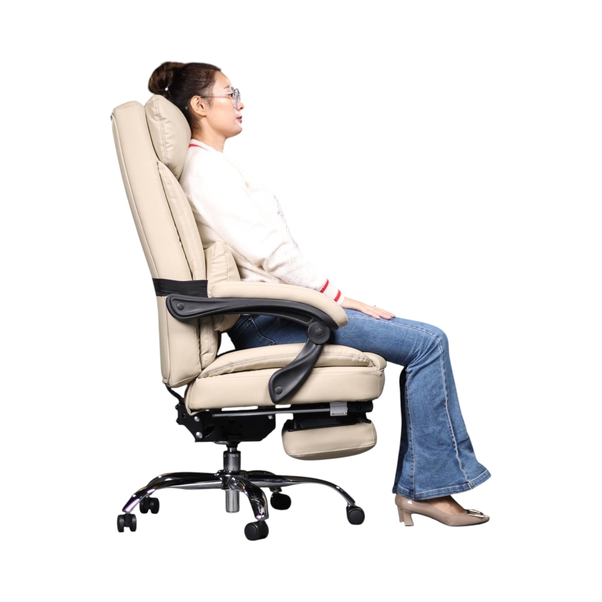 Xiaoyaozuo office chair cream PU leather executive ergonomic chair with footrest and lumbar pillow