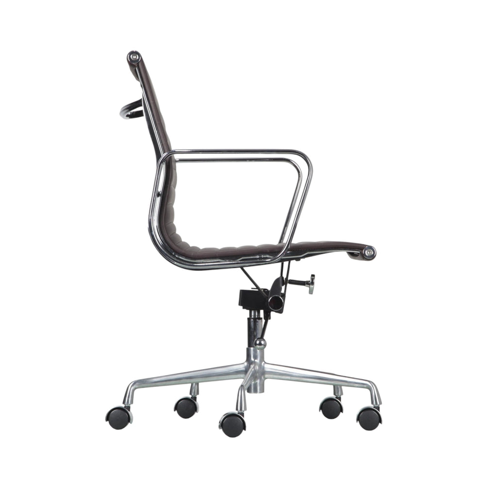 Xiaoyaozuo office chair executive chair in dark brown faux leather with chrome armrests and base, on casters.