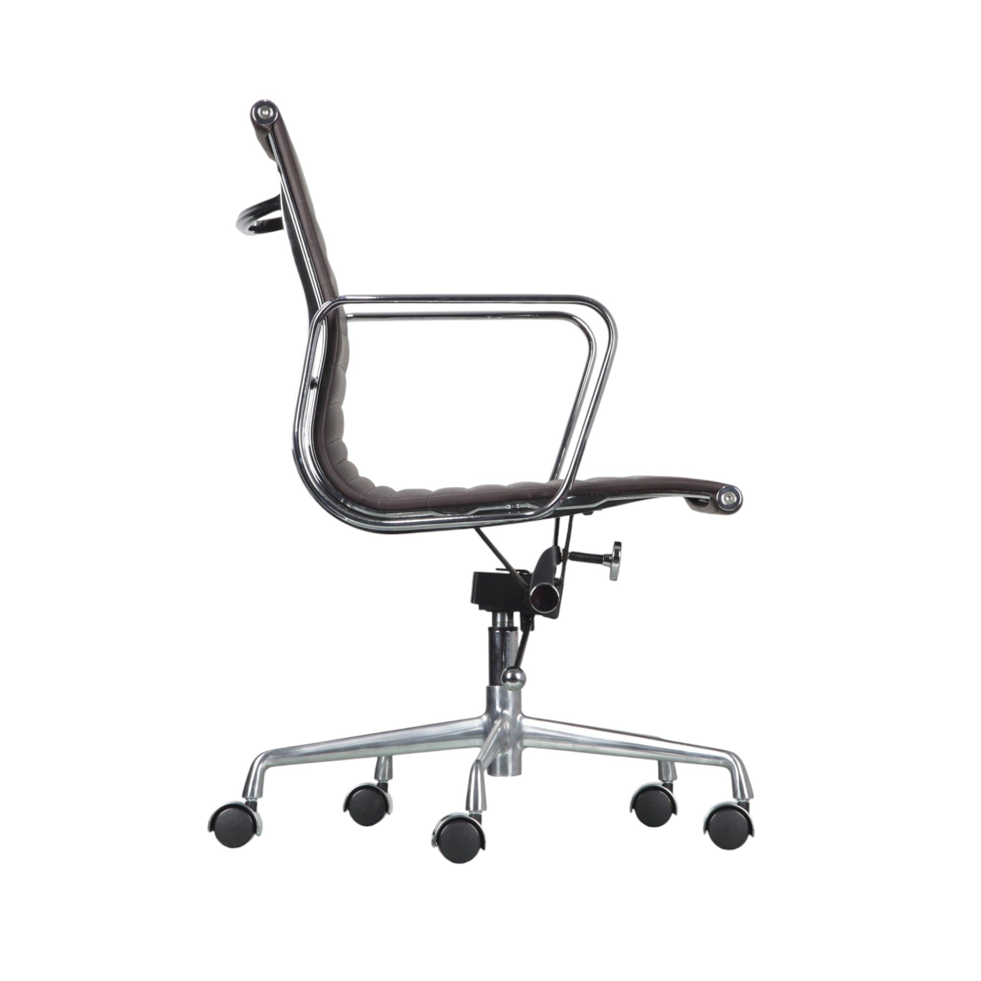 Xiaoyaozuo office chair executive chair in dark brown faux leather with chrome armrests and base, on casters.