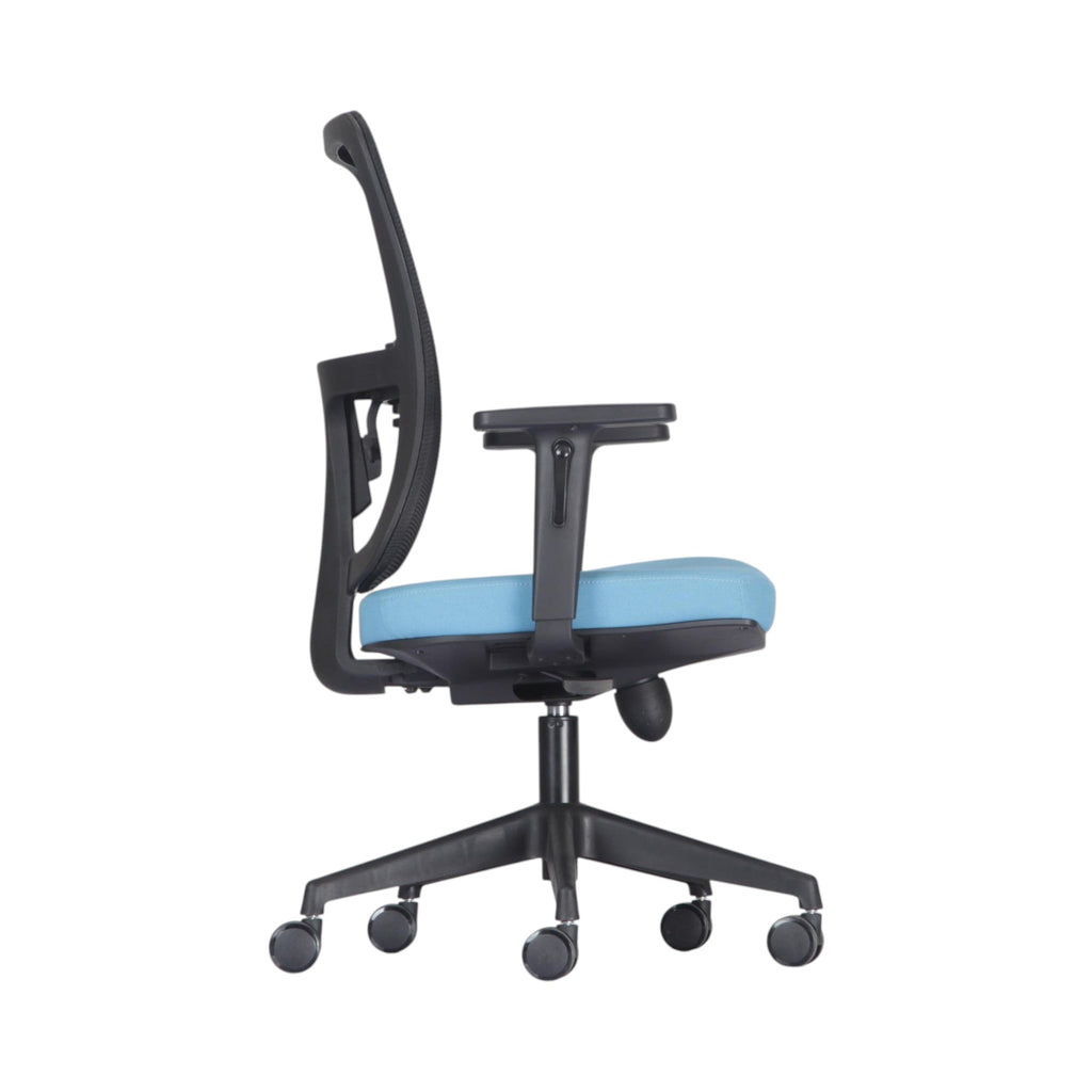 Xiaoyaozuo office chair: Ergonomic black mesh back office chair with a vibrant blue padded seat and adjustable armrests.