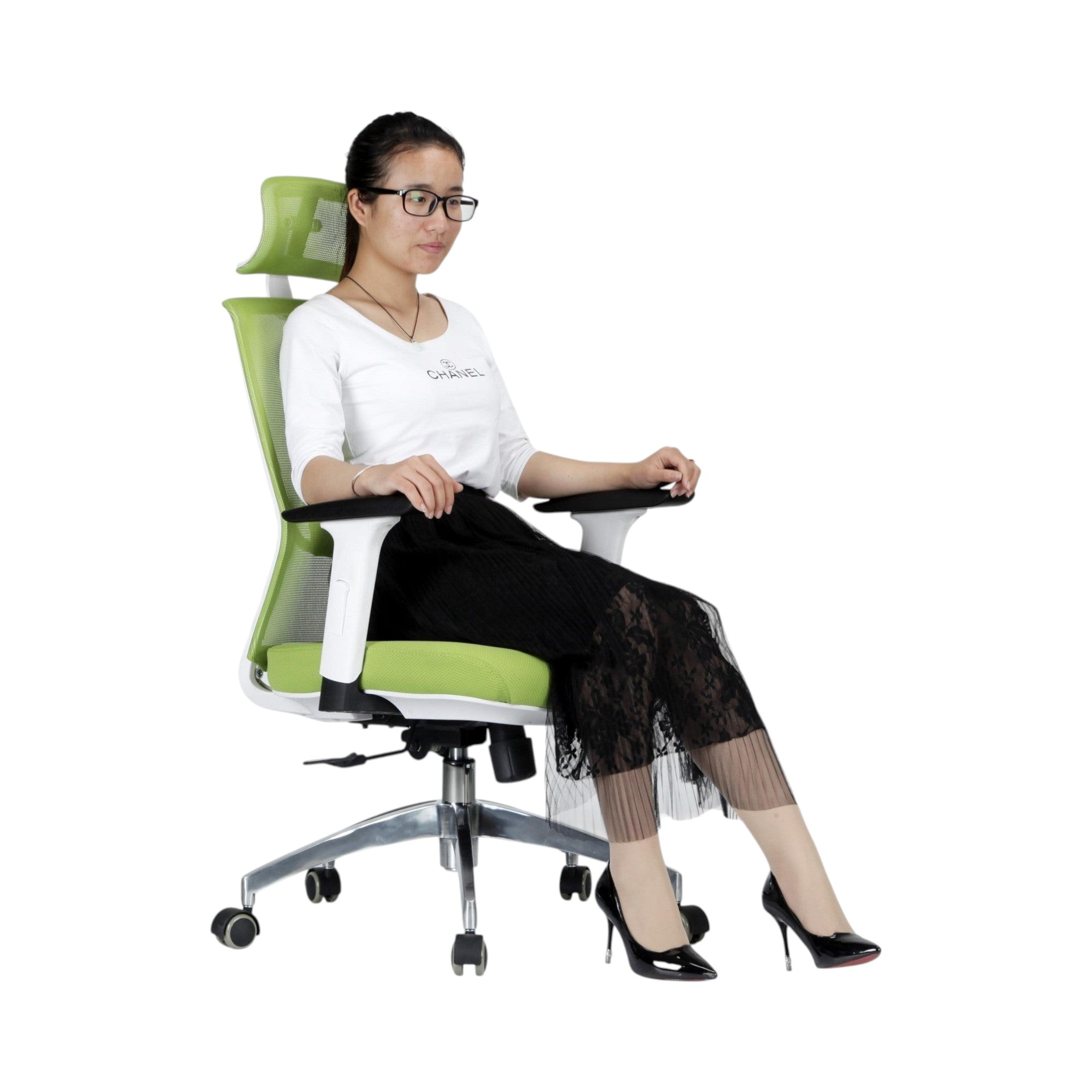 Xiaoyaozuo office chair: Green ergonomic mesh office chair with adjustable headrest and padded seat, shown with a woman seated.