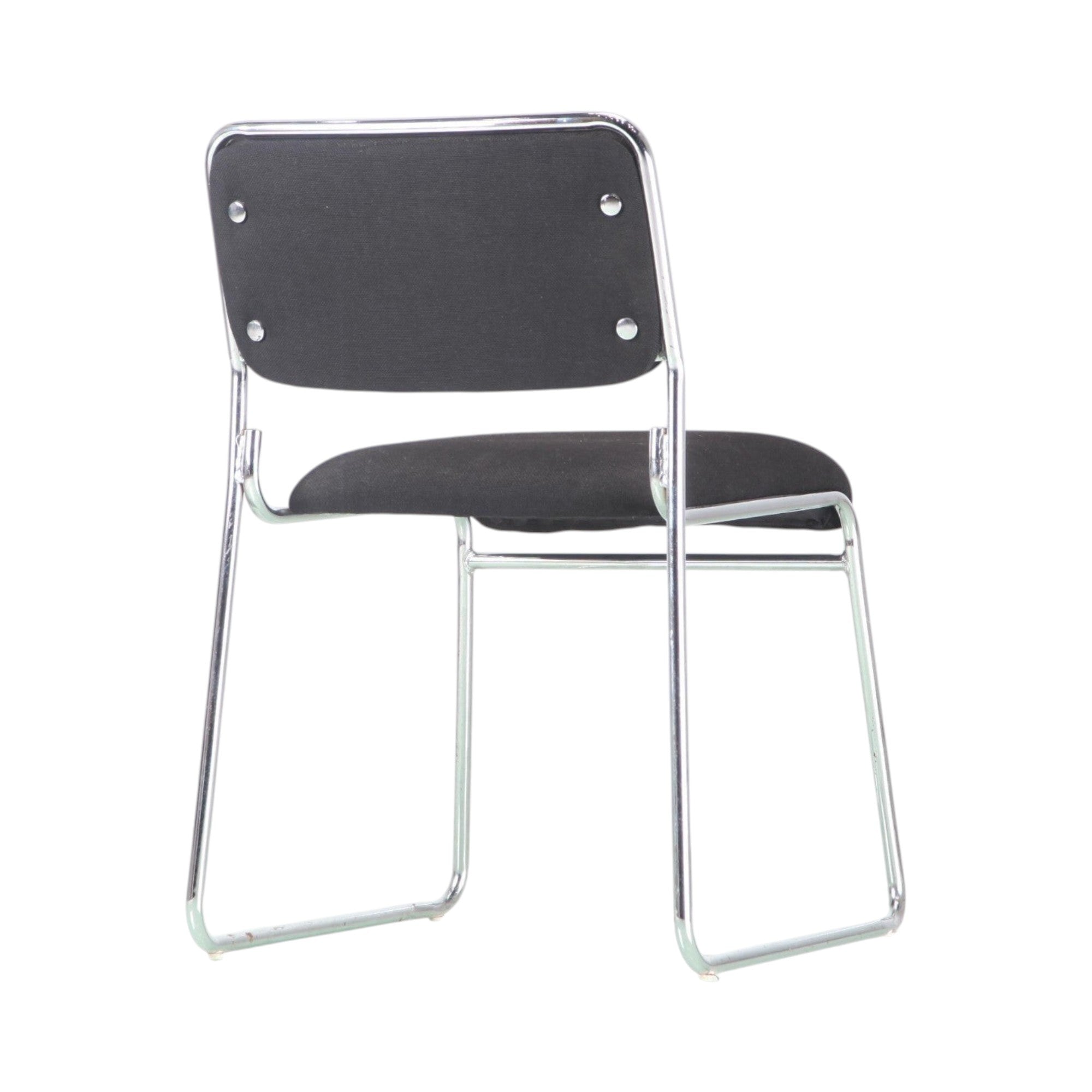 Xiaoyaozuo office chair: Modern black fabric guest chair with sleek chrome cantilever frame, ideal for offices and waiting rooms.