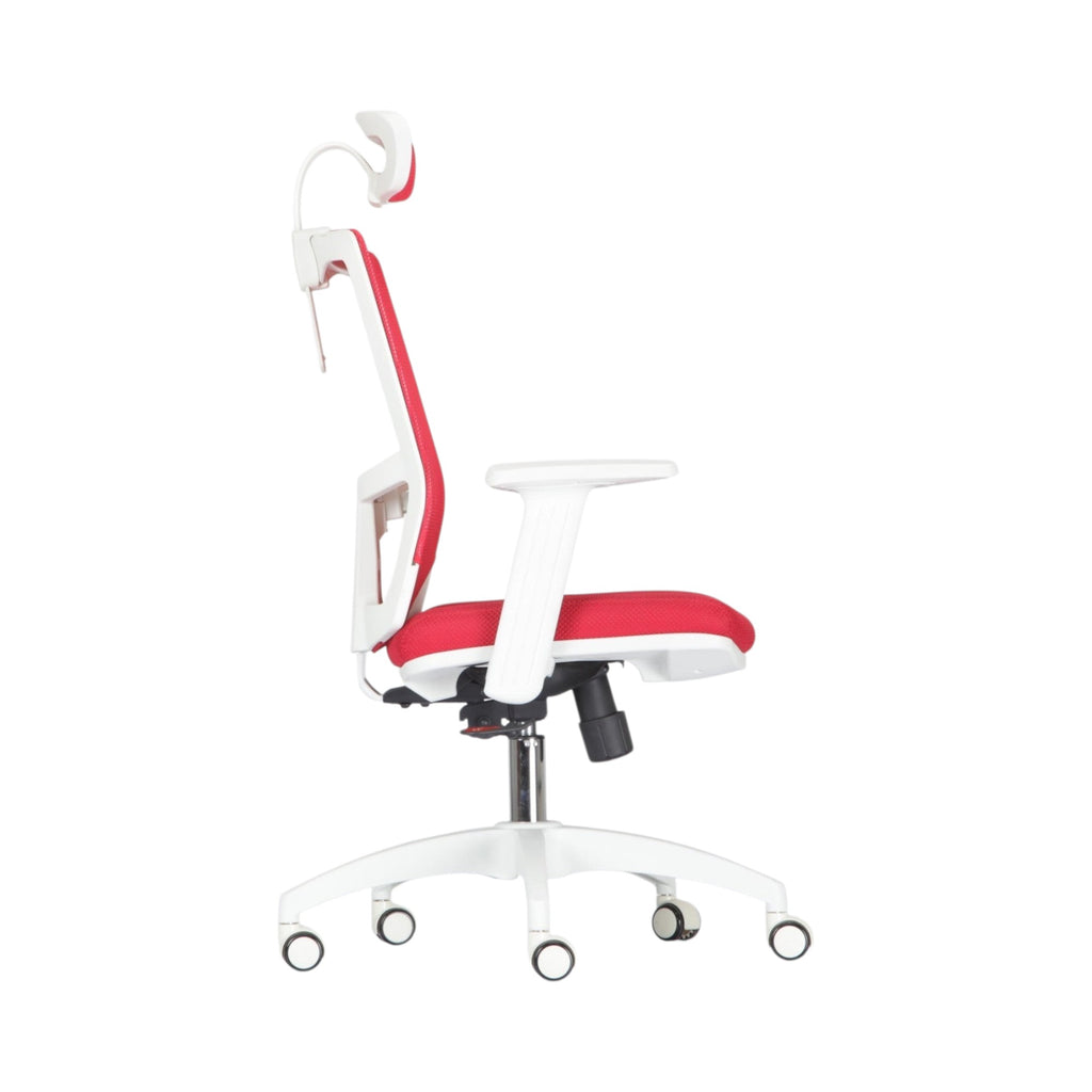 Xiaoyaozuo office chair: Ergonomic red and white mesh office chair with adjustable headrest and armrests.