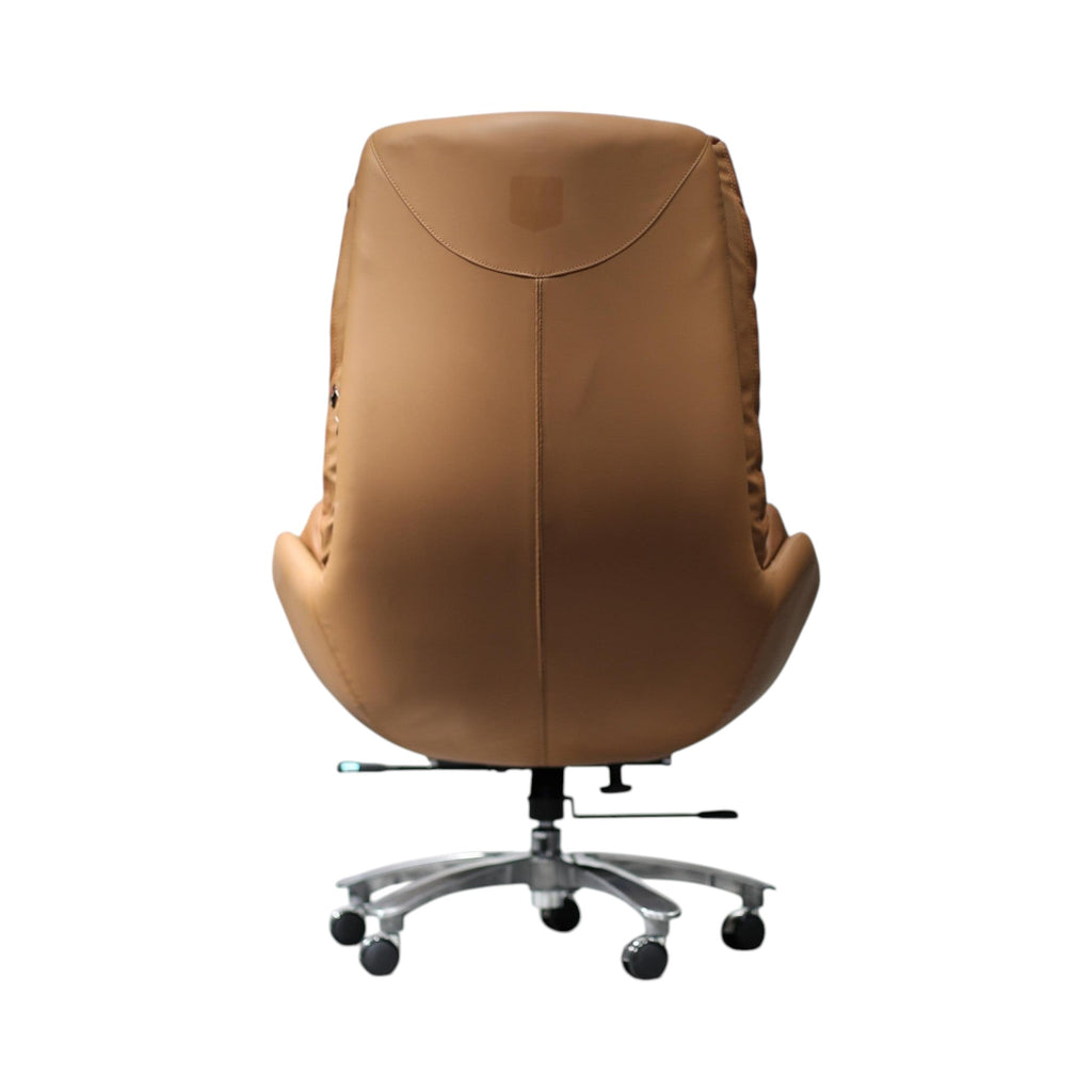 Xiaoyaozuo office chair: Tan leather executive high back office chair with polished metal base and casters. Ergonomic design for comfort and support.