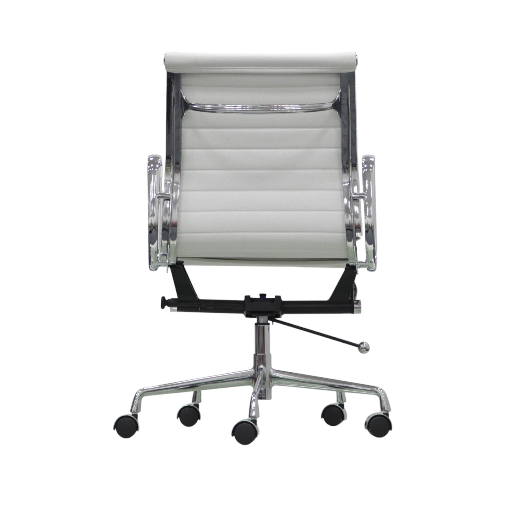 Xiaoyaozuo office chair white faux leather executive chair with chrome armrests and base with casters