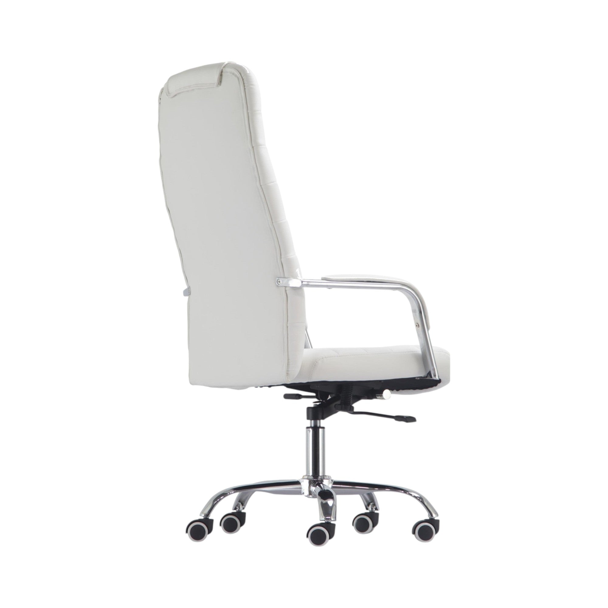 Xiaoyaozuo office chair executive high back white faux leather office chair with chrome base and armrests.