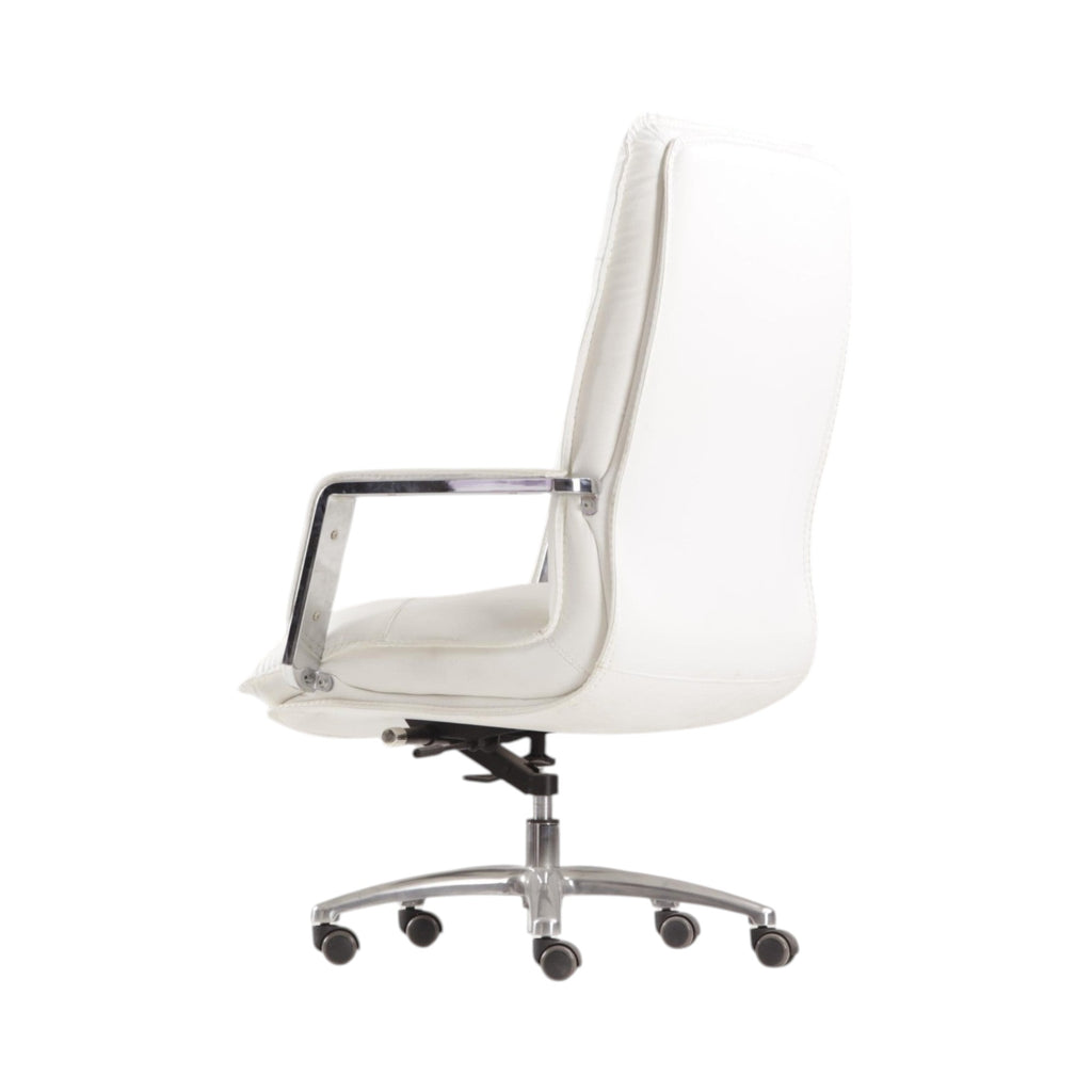 Xiaoyaozuo office chair executive high back chair in white faux leather with chrome accents and aluminum base.