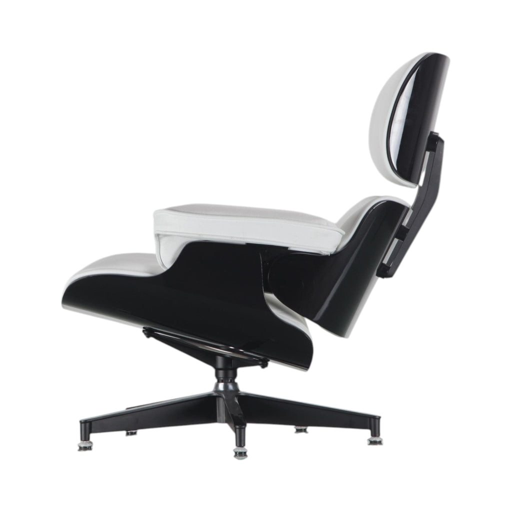 Xiaoyaozuo office chair modern white leather executive lounge chair with black base and adjustable feet.