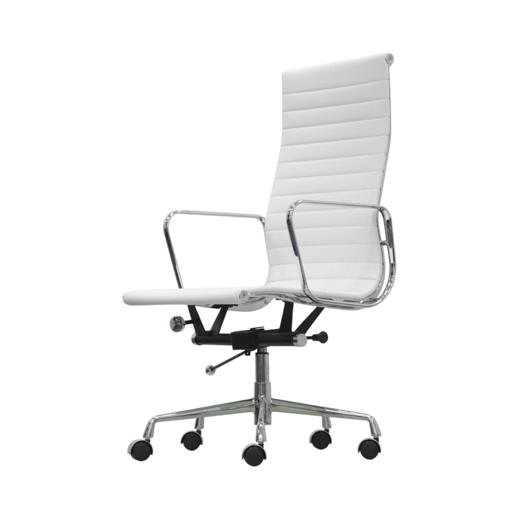 Xiaoyaozuo office chair white faux leather ribbed high back executive chair with chrome frame and casters